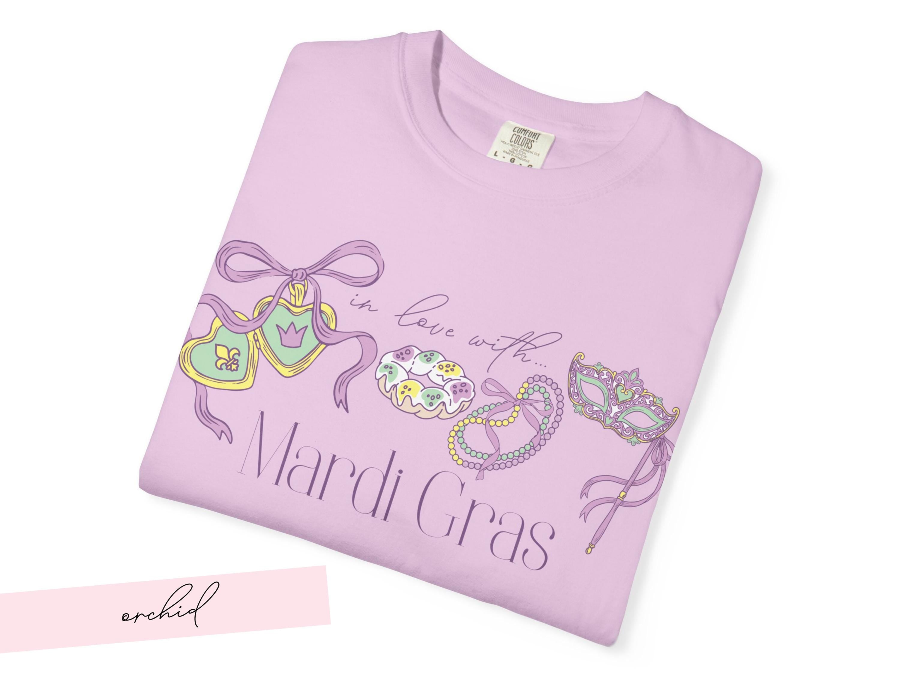 In Love with Mardi Gras Shirt Coquette Carnival Tee Pink Top New Orleans Valentine Outfit Gift for Her NOLA Tshirt Parade Day Present Idea