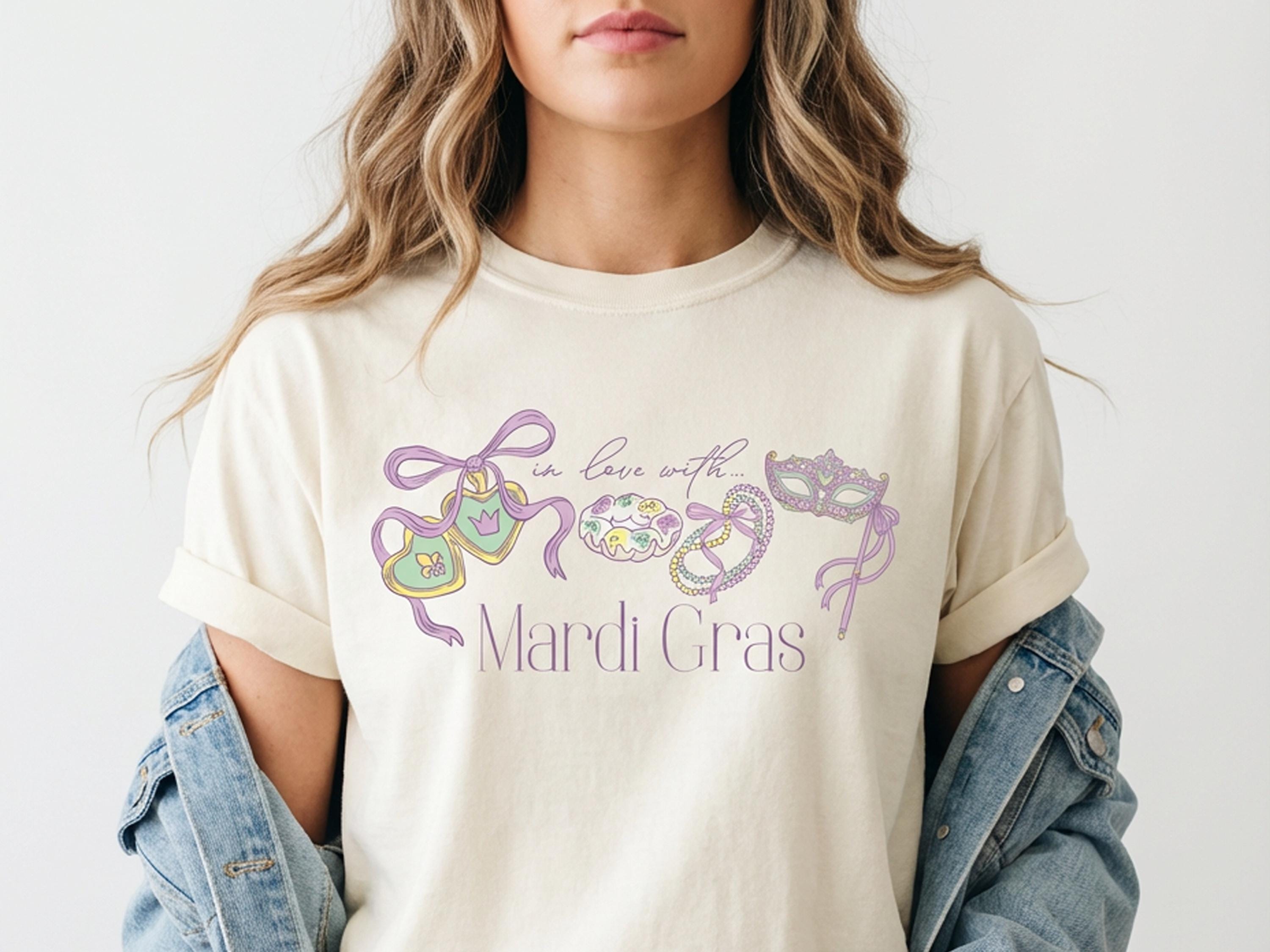 In Love with Mardi Gras Shirt Coquette Carnival Tee Pink Top New Orleans Valentine Outfit Gift for Her NOLA Tshirt Parade Day Present Idea