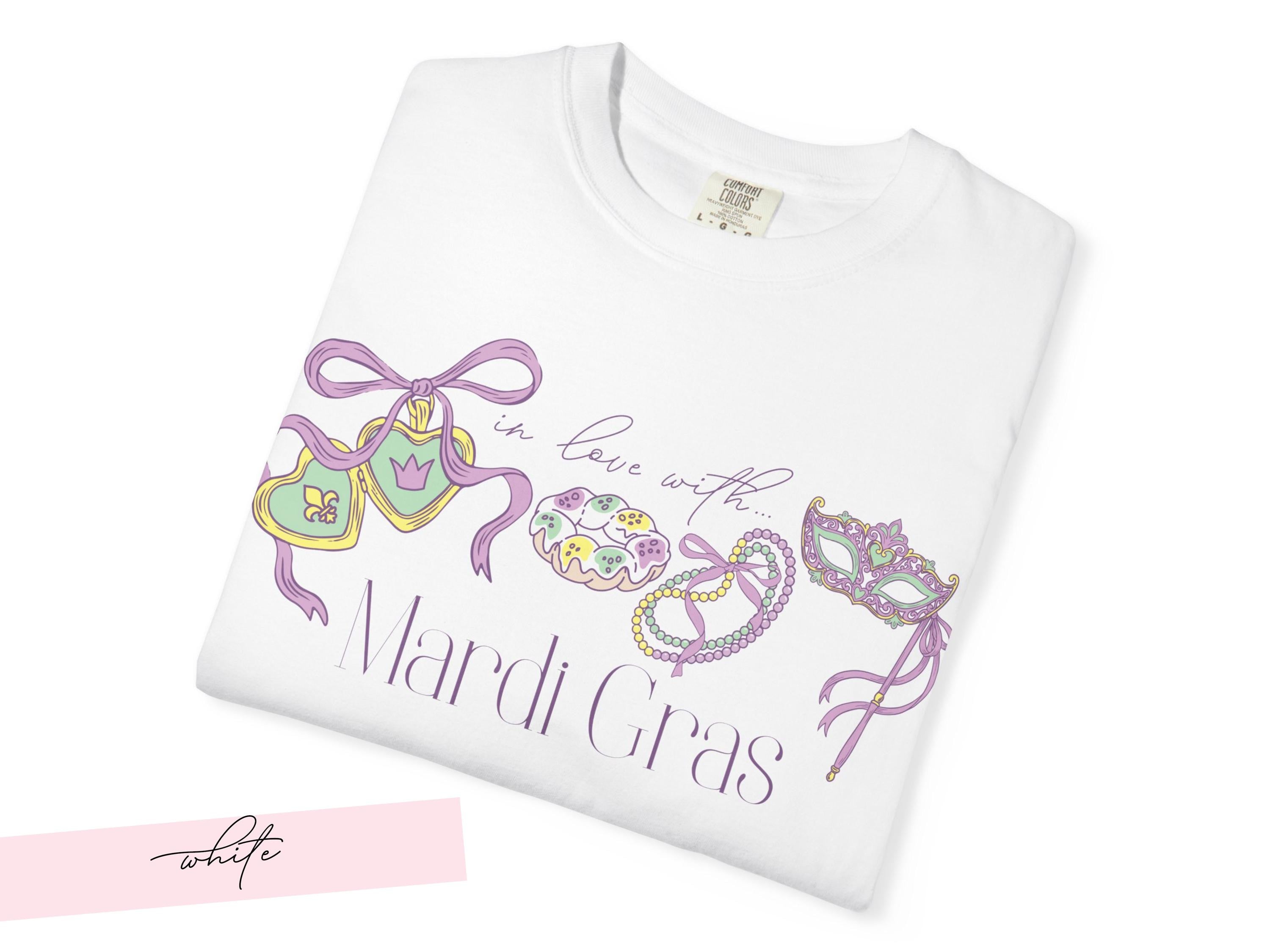 In Love with Mardi Gras Shirt Coquette Carnival Tee Pink Top New Orleans Valentine Outfit Gift for Her NOLA Tshirt Parade Day Present Idea