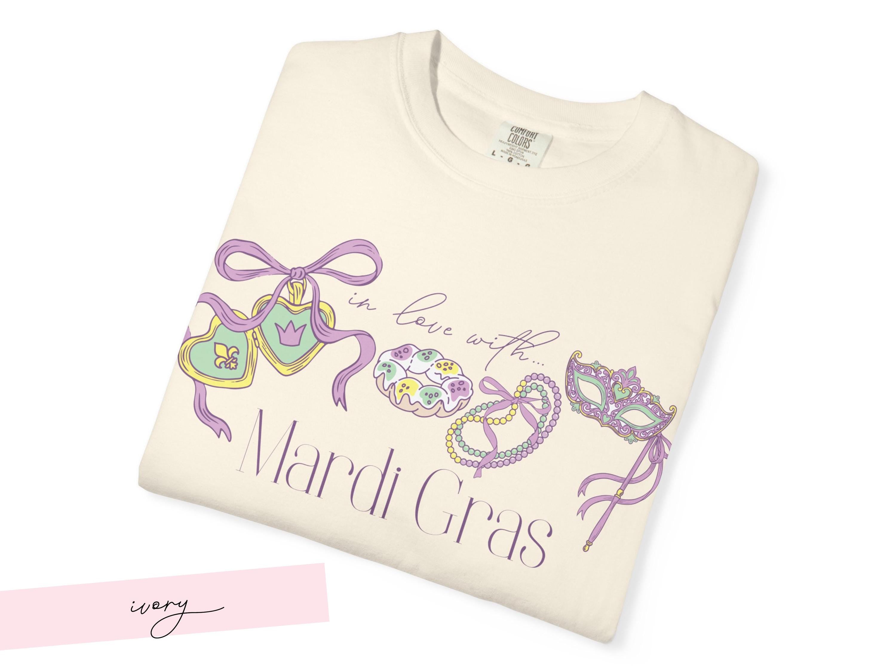 In Love with Mardi Gras Shirt Coquette Carnival Tee Pink Top New Orleans Valentine Outfit Gift for Her NOLA Tshirt Parade Day Present Idea
